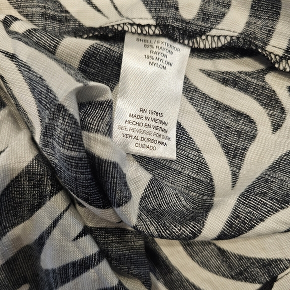 Rachel Zoe 2 Piece Zebra Leaf Print Crop Top And skirt Set Large! - Picture 7 of 11